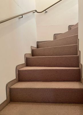 Treppenaufgang in das OG