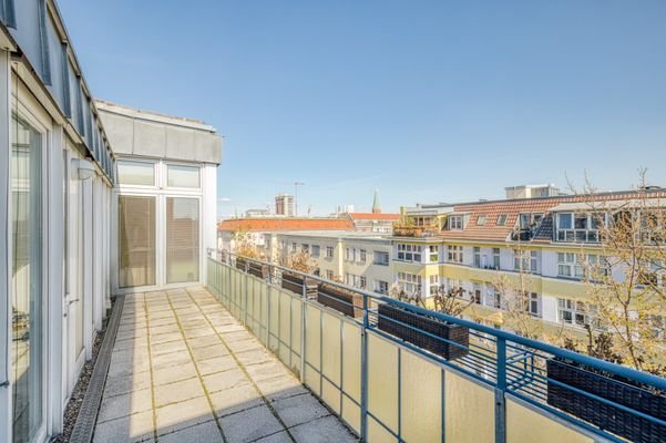 Großzügige Terrasse