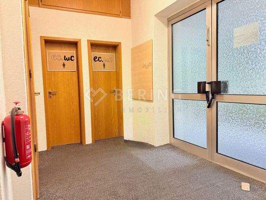 Eingang Versammlungssaal