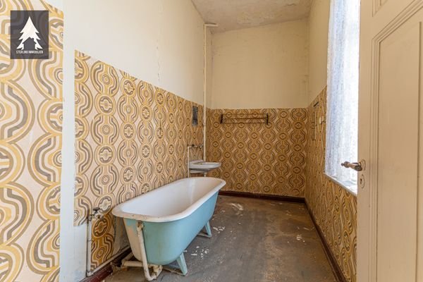 Bad mit Wanne OG