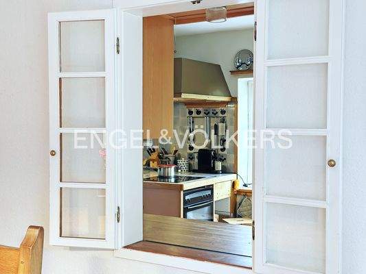 Entzückend! Blick in die Küche