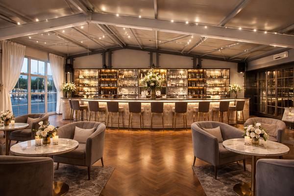 Barbereich 1.OG Verlobungssaal virtuell gestaged