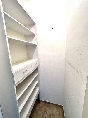 Abstellraum im Esszimmer 1.Ebene