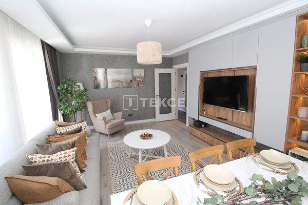 Properties with a Pool 150 m from the Beach in Büyükcekmece