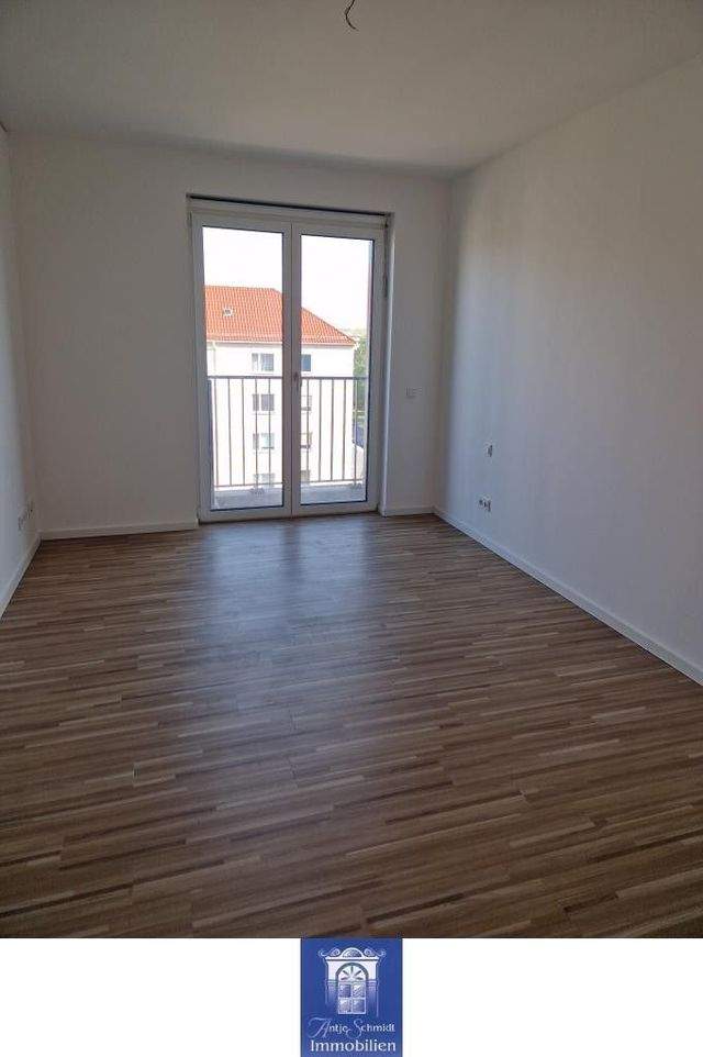 Ihre neue Wohlfühlwohnung! Großer Balkon, attraktive Ausstattung, Bad und Gästebad! - Foto 2