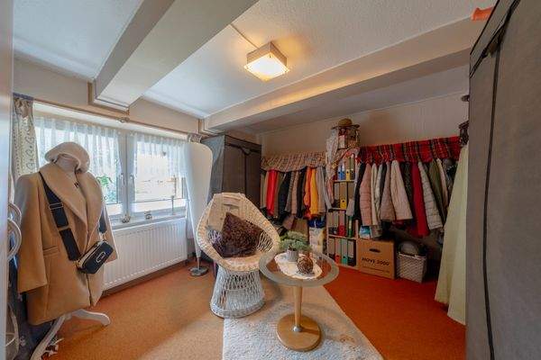 Haus 1 OG Ankleidezimmer