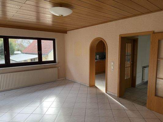 OG_Wohn-/Essbereich mit separater Küche