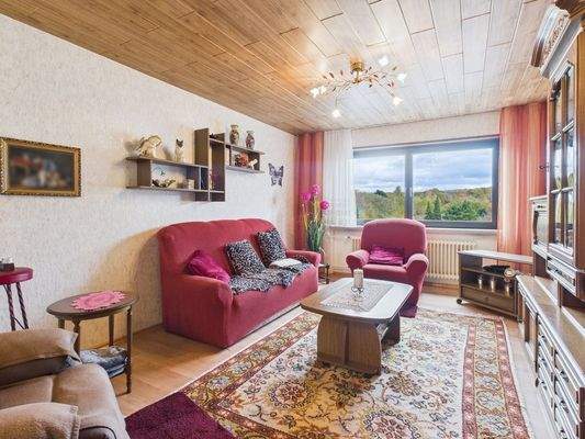 Wohnzimmer hell und geräumig