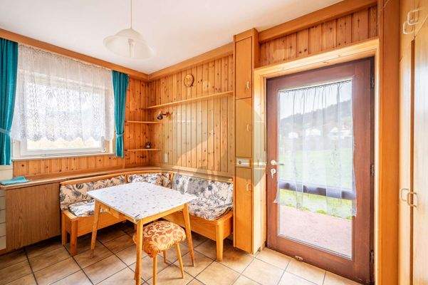 haus-baden-baden-neuweier-wolf-immobilien-küche