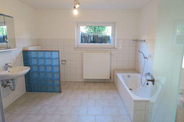 Bad Einliegerwohnung