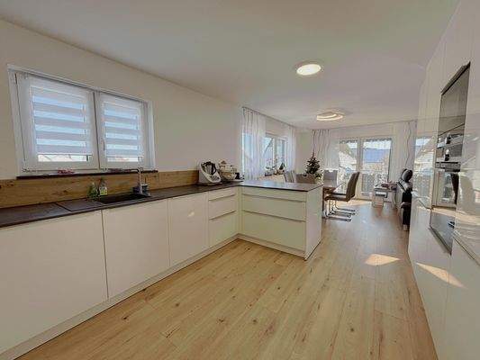 offener Küchen-/Essbereich