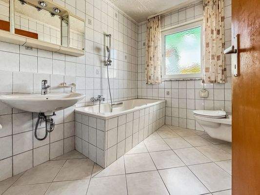 OG- Badezimmer - rechtes Haus