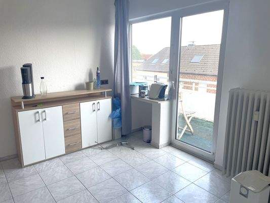 mit Südbalkon-Ausgang und ...