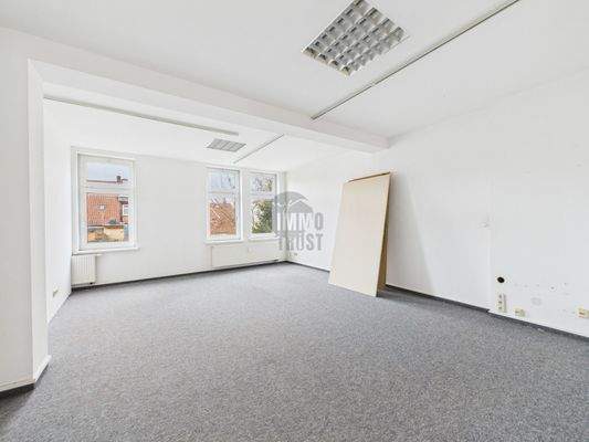 Gewerbe_Vorderhaus_1.OG_3