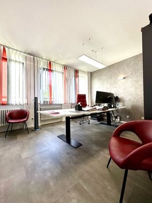 Büro 1