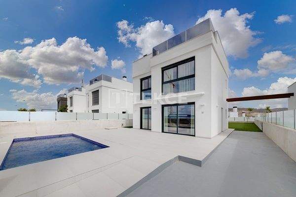 3-Bedroom Detached Villas in Mutxamel Alicante, Costa Blanca