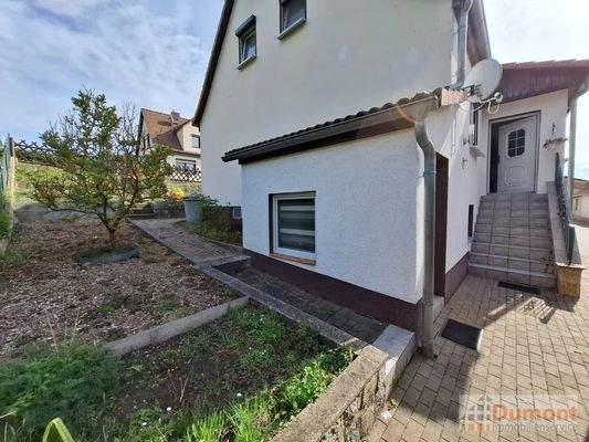 Nebeneingang zum Keller