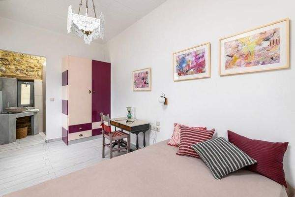 MIT VIDEO: Kreta, Sitia: Meisterhaft renoviertes Haus mit zwei Schlafzimmern in der Landschaft von Sitia