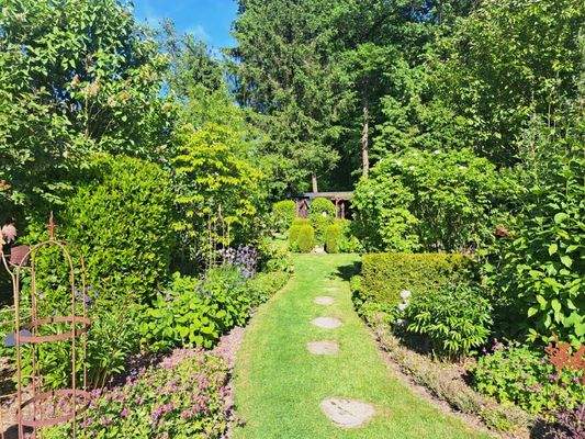 Rückansicht/Gartenansicht