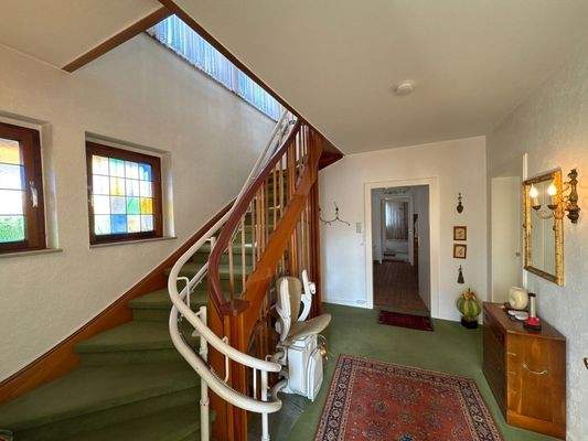 Treppenlift vorhanden