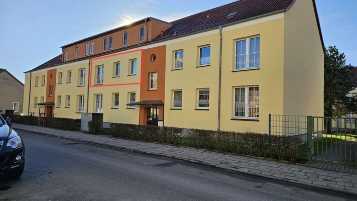 straßenseitige Ansicht