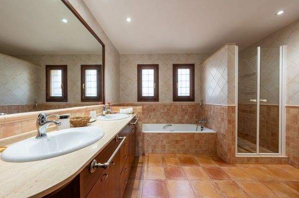 2622_11_Santanyi_Finca_Badezimmer