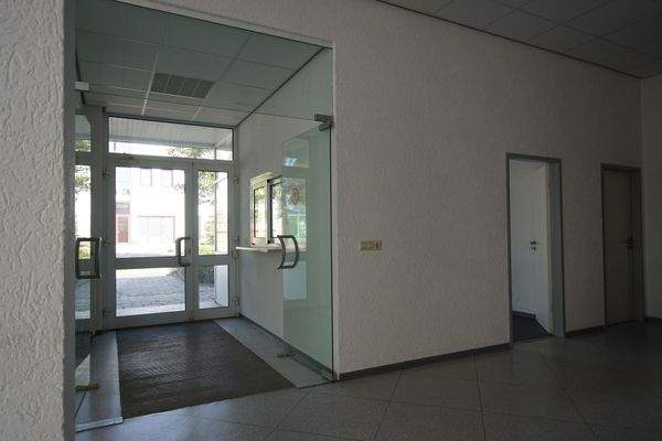 Eingangsbereich im Bürogebäude