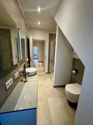 Badezimmer im Obergeschoss