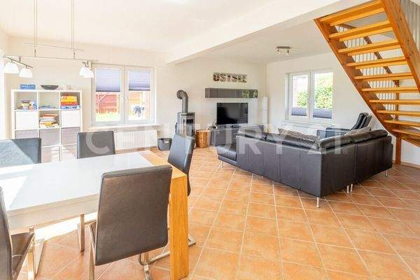 Wohn- und Essbereich