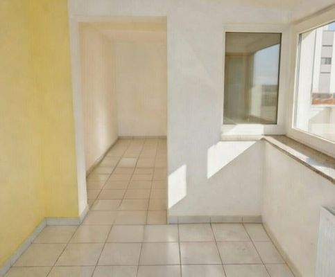 Teilkans. Küche im DG