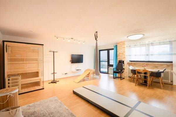 Wohnbereich 1 EG Wohnung.jpg