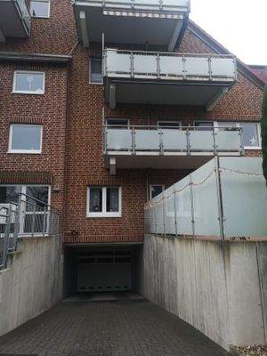 Zufahrt und Ausfahrt Tiefgarage.jpg