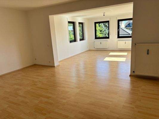 1. OG rechts Wohnzimmer