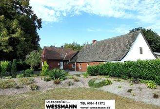 Einfamilienhaus mit Zwischenbau und Altbau