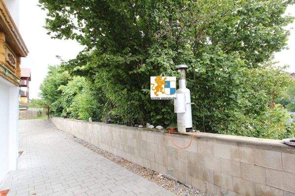 Abtrennung zum Nachbargrundstück 