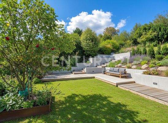 großer & weitläufiger Garten (mit KI bearbeitet)