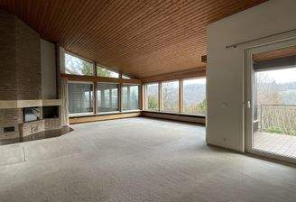 Wohnbereich mit Kamin