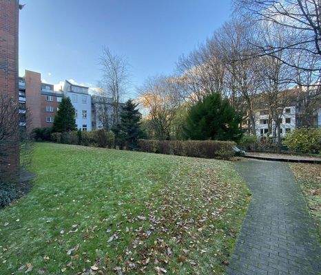 Gartenanlage hinter dem Haus