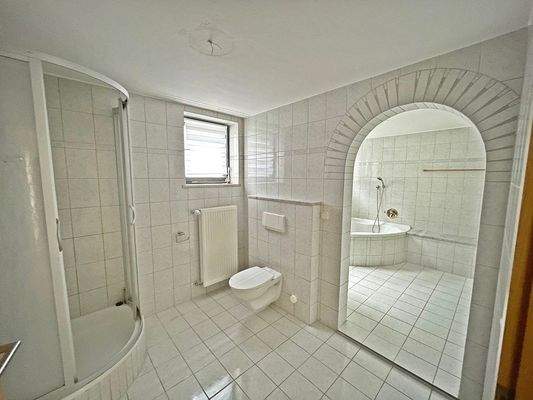 Einliegerwohnung: Bad