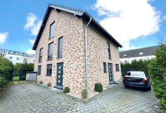 Hausansicht Vorderseite