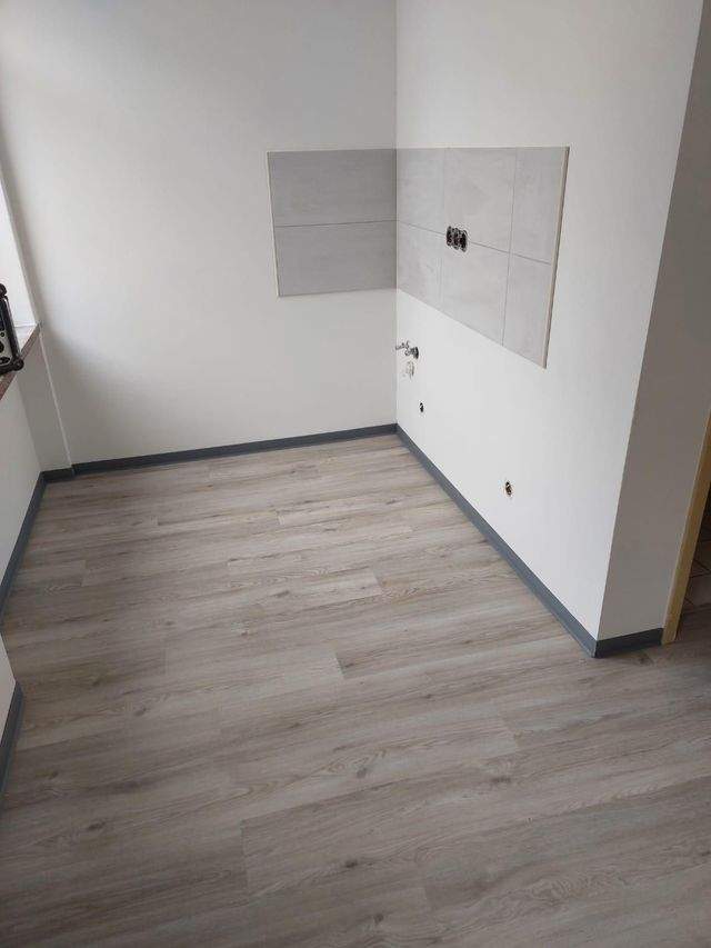 frisch renovierte Einraumwohnung in Zetrumsnähe - Photo 1