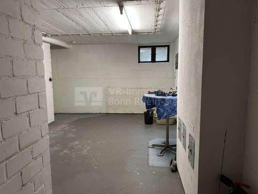 Flur im Kellergeschoss