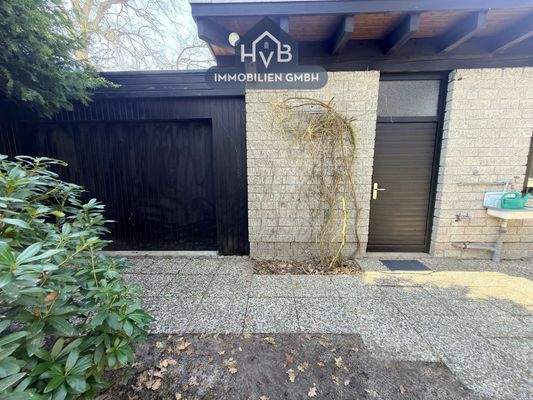 Zugang Garage / Abstellraum vom Garten