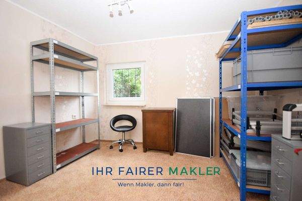 Zimmer als Werkstatt EG