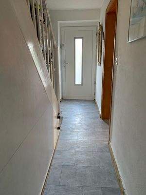 4 Hauseingangstür .jpg