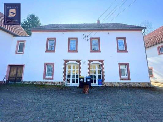 Mehrfamilienhaus-Eingang