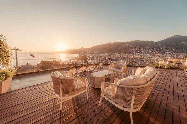 Seafront Properties with Unique Views in Alanya Carsi