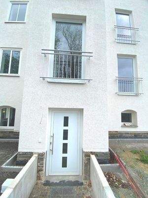 Hauseingang- Wohnungstür