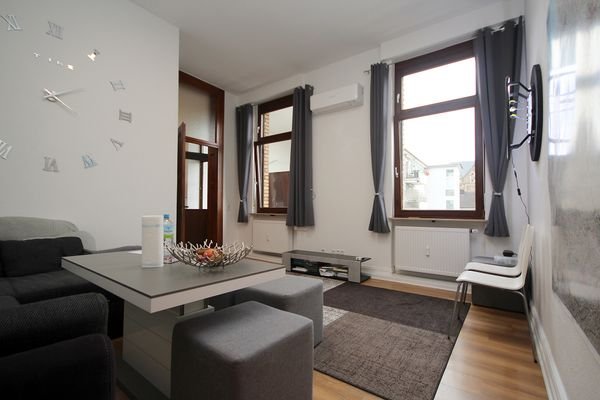 Wohnzimmer_02.JPG