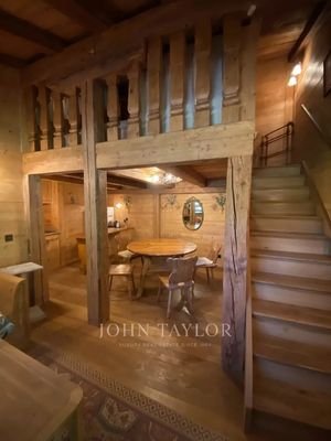Entrance Wooden floor
